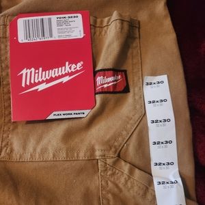Milwakee heavy duty flex work pants, regular fit